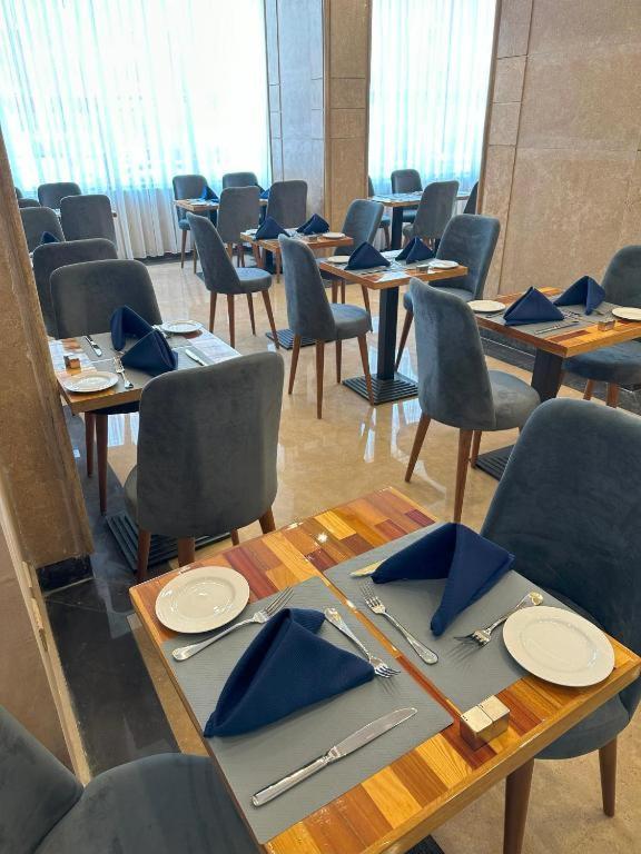 Stay Inn Pyramids Hotel Al Kawm al Akhdar Zewnętrze zdjęcie